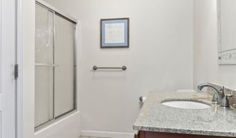 2 Gray Coach Ln 210, Cranston, RI 02921