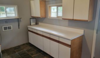 523 S SIMON St, Ada, OH 45810