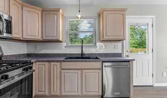1408 Castle Mill Dr, Arnold, MO 63010