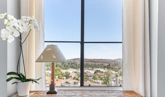 5720 Skyview Way E, Agoura Hills, CA 91301