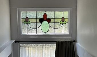 51 Broadway St, Baileyville, ME 04694