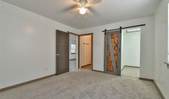 610 S 19th St, Chickasha, OK 73018