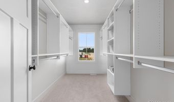 8284 Kettle Oak Dr, Alto, MI 49302