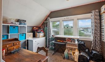 109 Park Ave, Anamosa, IA 52205
