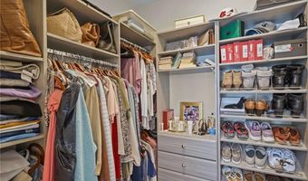 1 Stephanie Dr, Coventry, RI 02816