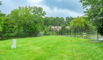 21 Pine Ct 21, Cromwell, CT 06416