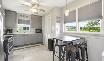 300 Lane 195 Crooked Lk, Angola, IN 46703