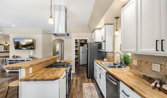 162 S Cedar View Estates Rd, Blanchard, ID 83804