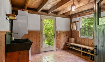 372 Bald Head Rd, Arrowsic, ME 04530