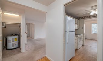 34 Parkwood Dr, Augusta, ME 04330