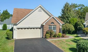 11 Nautical Ct, Bayville, NJ 08721