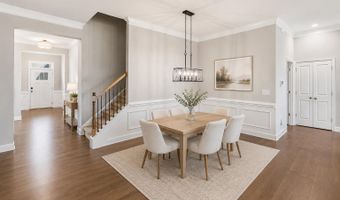 893 Deepwood Ct, Boiling Springs, SC 29316