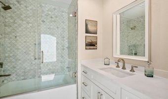 6757 Heath Ct, Carlsbad, CA 92011