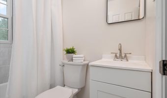 100 CARROLL Dr, Annapolis, MD 21403