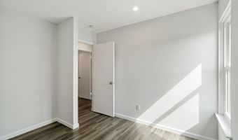 109 Schooner Ave, Barnegat, NJ 08005