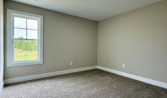 145 Spring Meadows Dr, Aberdeen, NC 28315