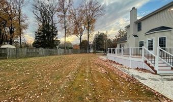 2907 DUMAS St, Alexandria, VA 22306