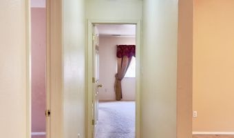 6419 Amberside Rd NW, Albuquerque, NM 87120