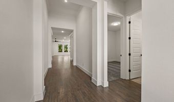 203 Kingfisher Ln, Aledo, TX 76008