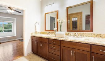 3196 Crystal Ct, Escondido, CA 92025