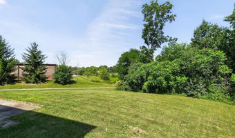 1068 Summerlake Dr, Alexandria, KY 41001