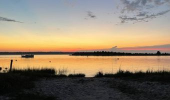 117 Squaw Rd, East Hampton, NY 11937