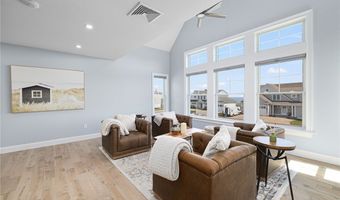 1046 Ocean Rd, Narragansett, RI 02882