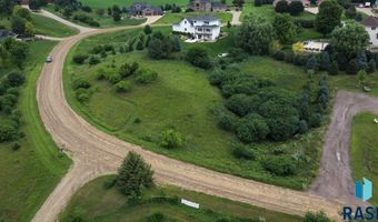 8601 Sunset Cir, Brandon, SD 57005