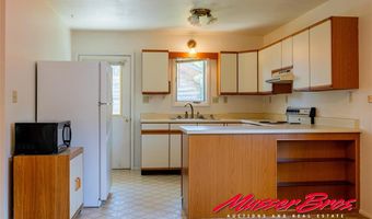 2122 Peake Ave, Cody, WY 82414