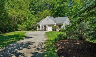 5 Spring Hill Rd, Bedford, NH 03110