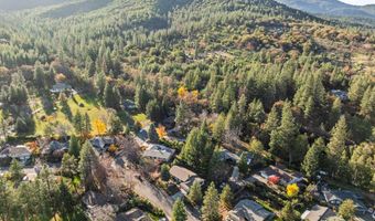 1430 Green Meadows Way, Ashland, OR 97520