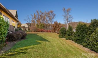 38 Chantilly Dr, Asheville, NC 28804