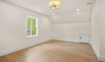 32 Colby Farm Rd, Chester, NH 03036
