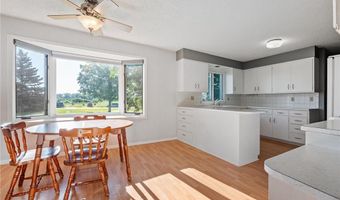 1712 Liberty Rd NE, Alexandria, MN 56308