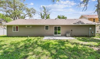 412 E Clark Ave, Augusta, KS 67010