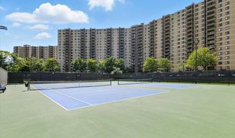 205 YOAKUM Pkwy 601, Alexandria, VA 22304