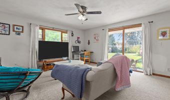 1218 W BREWSTER St, Appleton, WI 54914