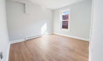 827 LINDEN St W, Allentown, PA 18101