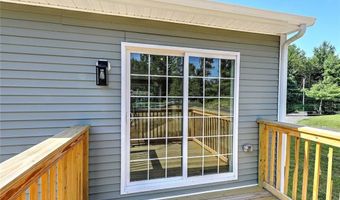 25 Walling Rd, Burrillville, RI 02830