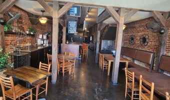 13 W 10TH St, Anniston, AL 36201