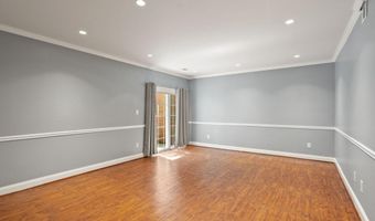 2345 S ROLFE St S, Arlington, VA 22202