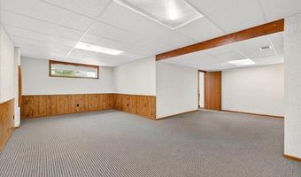 291 Oak Path Ct, Ballwin, MO 63011