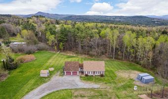 1738 South Rd, Bradford, VT 05033
