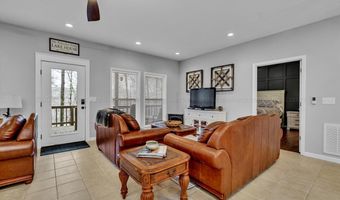202 COUNTY RD 108, Arley, AL 35541