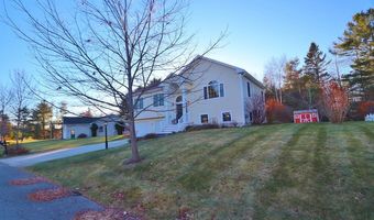 14 Virginia Ln, Bangor, ME 04401