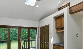 41 Tercentennial Dr, Billerica, MA 01821