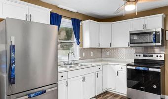 135 Brown St, Appomattox, VA 24522