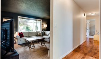 2790 32ND St, Springfield, OR 97477