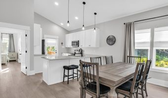 10002 Oliver St, Bay St. Louis, MS 39520