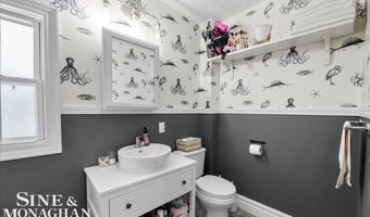 447 Ruskin Dr, Algonac, MI 48001